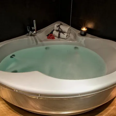 ゲストハウス La Maison Di Sant'anna 4*